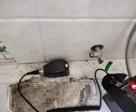 湄潭屋顶漏水维修公司分享下卫生间漏水的危害及解决方法